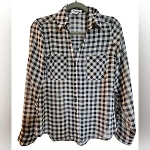 Express Black and White Checkered Blouse, size Small. Never worn!